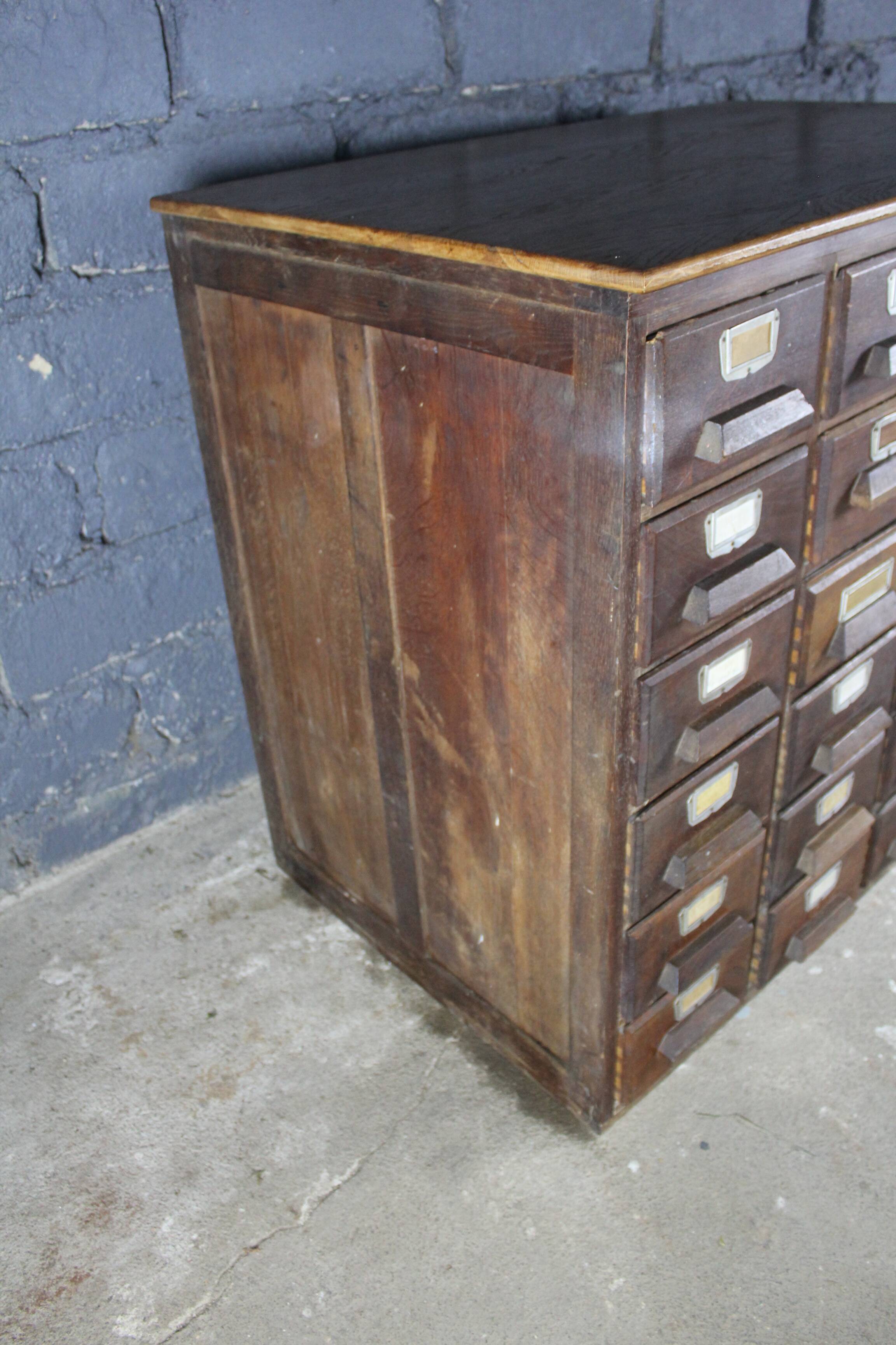 24-drawer trade furniture with label holder