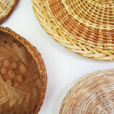 Wall composition of 7 baskets wicker