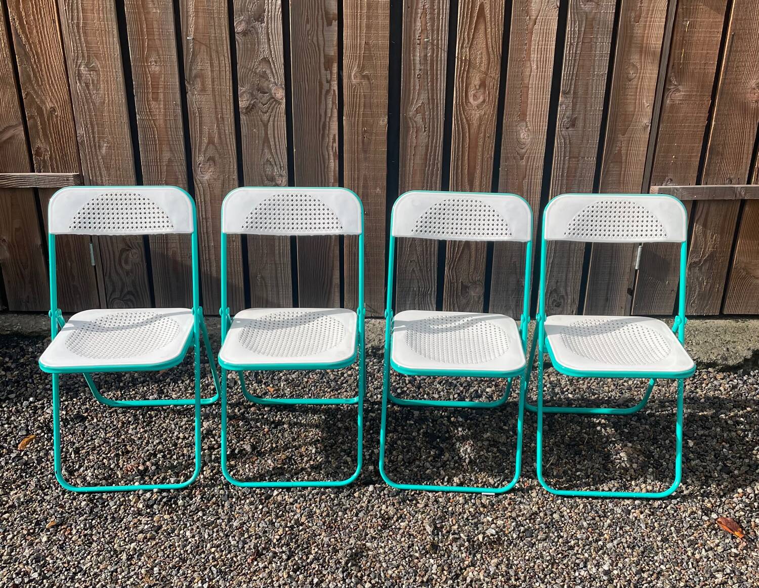 4 vintage 80's folding chairs