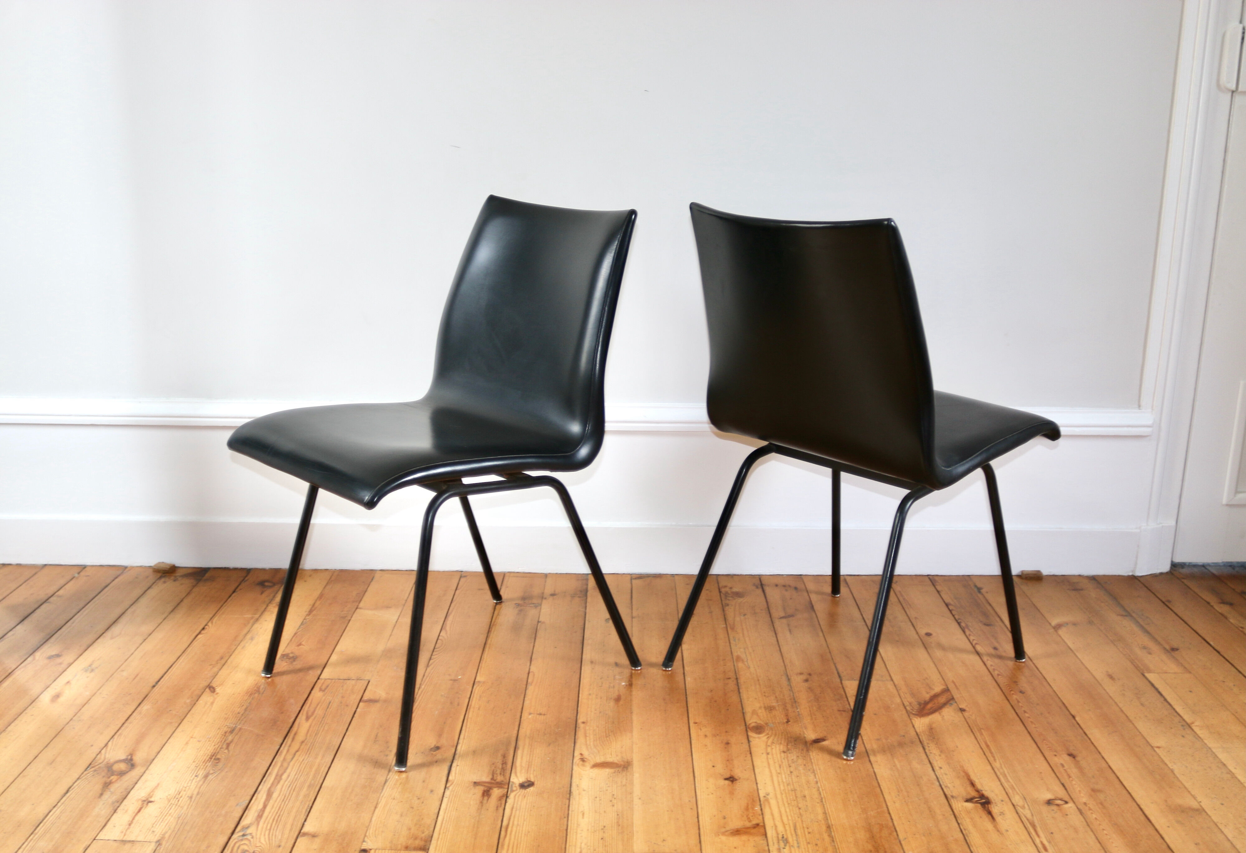 Series of 4 vintage chairs 1950