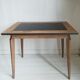 Table scandinave