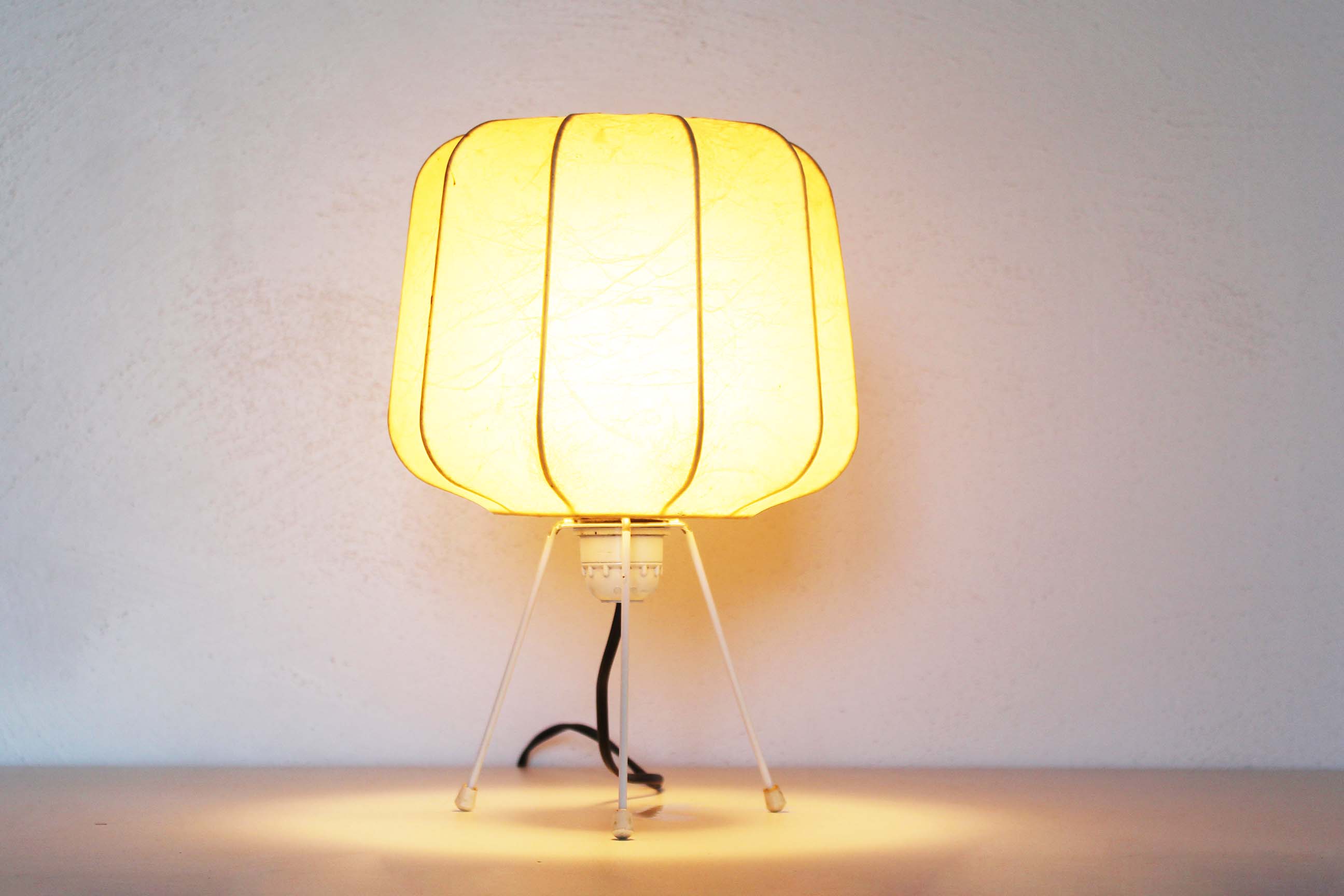 Early model cocoon tripod table lamp