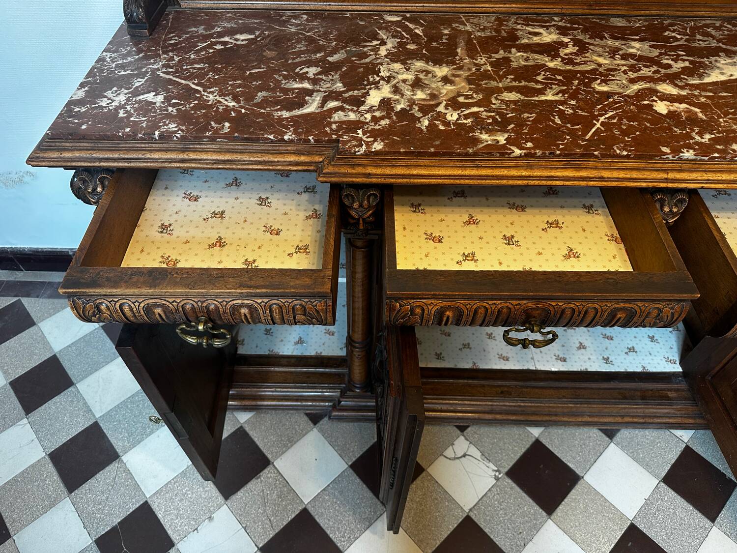 Two-part Renaissance-style buffet - Solid oak & marble, late 19th century