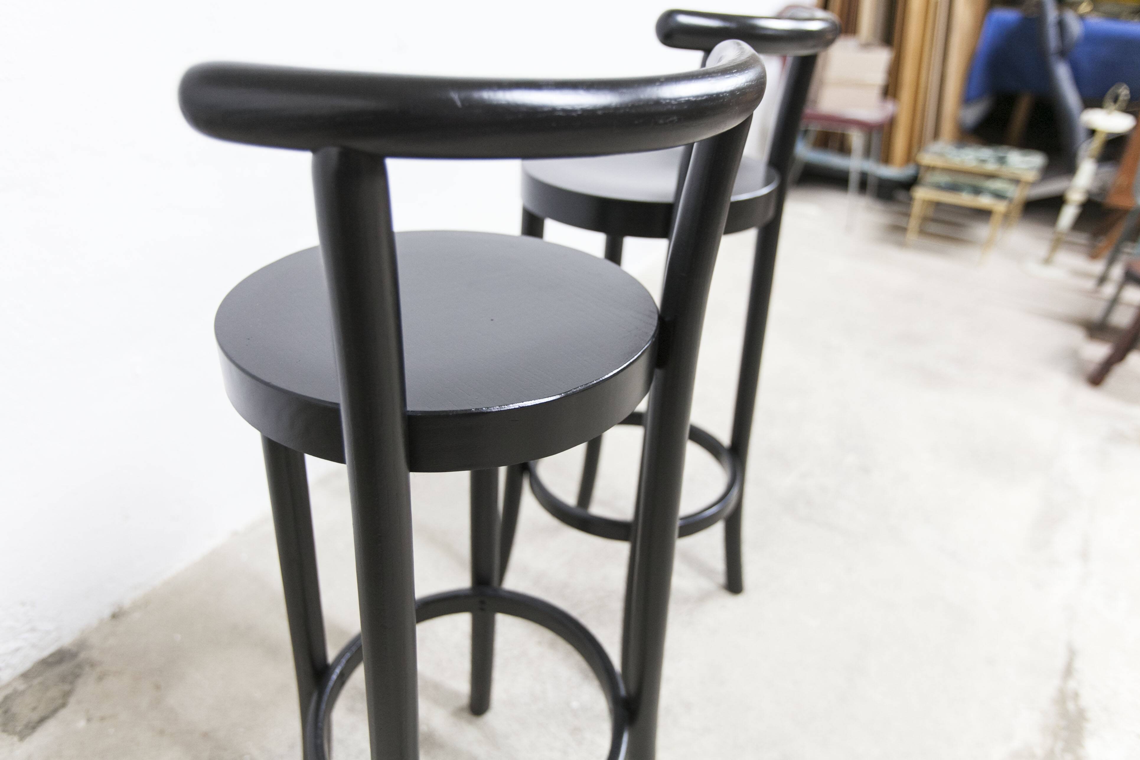 Pair of Baumann high stools, Dialog model, 79 cm
