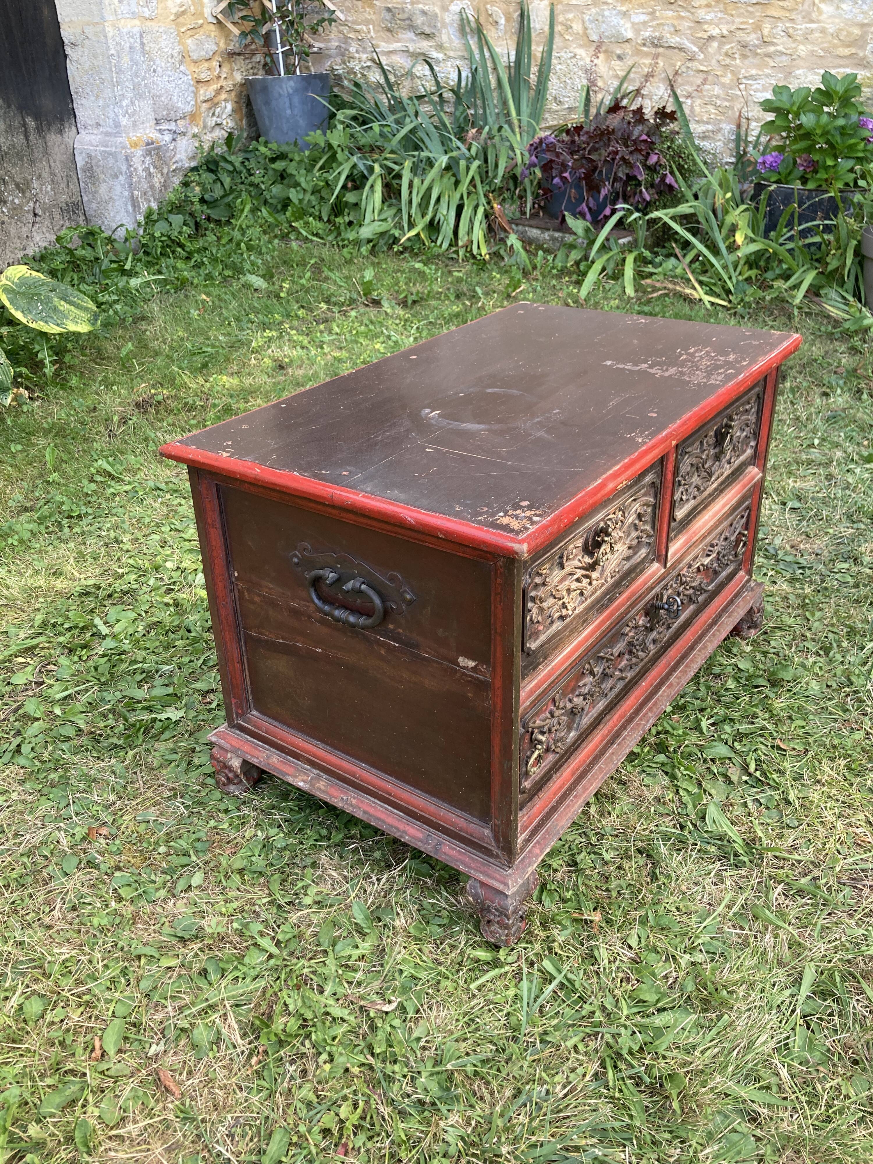 Low Indonesian furniture