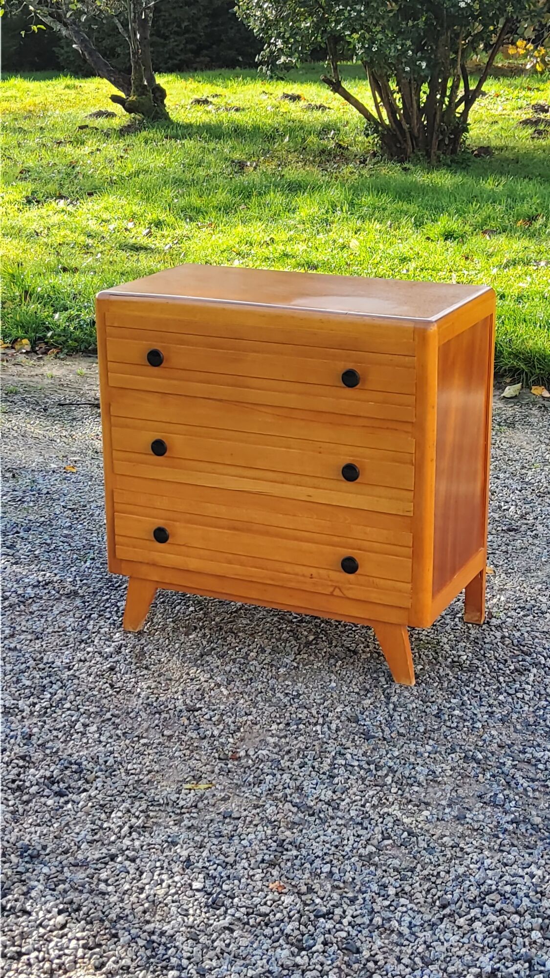 Vintage chest of drawers from the 50s in blond and gold beech 3 drawers feet compass