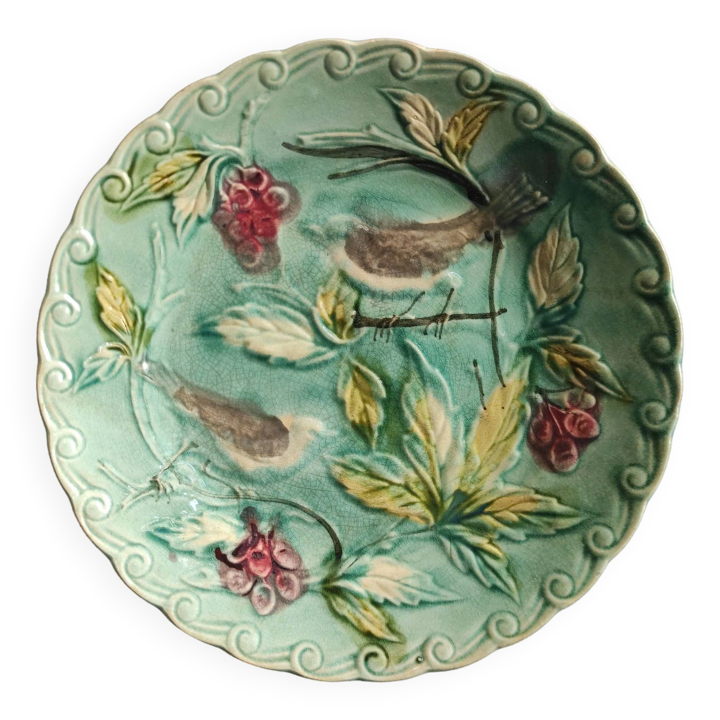 Assiette Ancienne Barbotine Onnaing - Fraises - Art Nouveau - Bon État