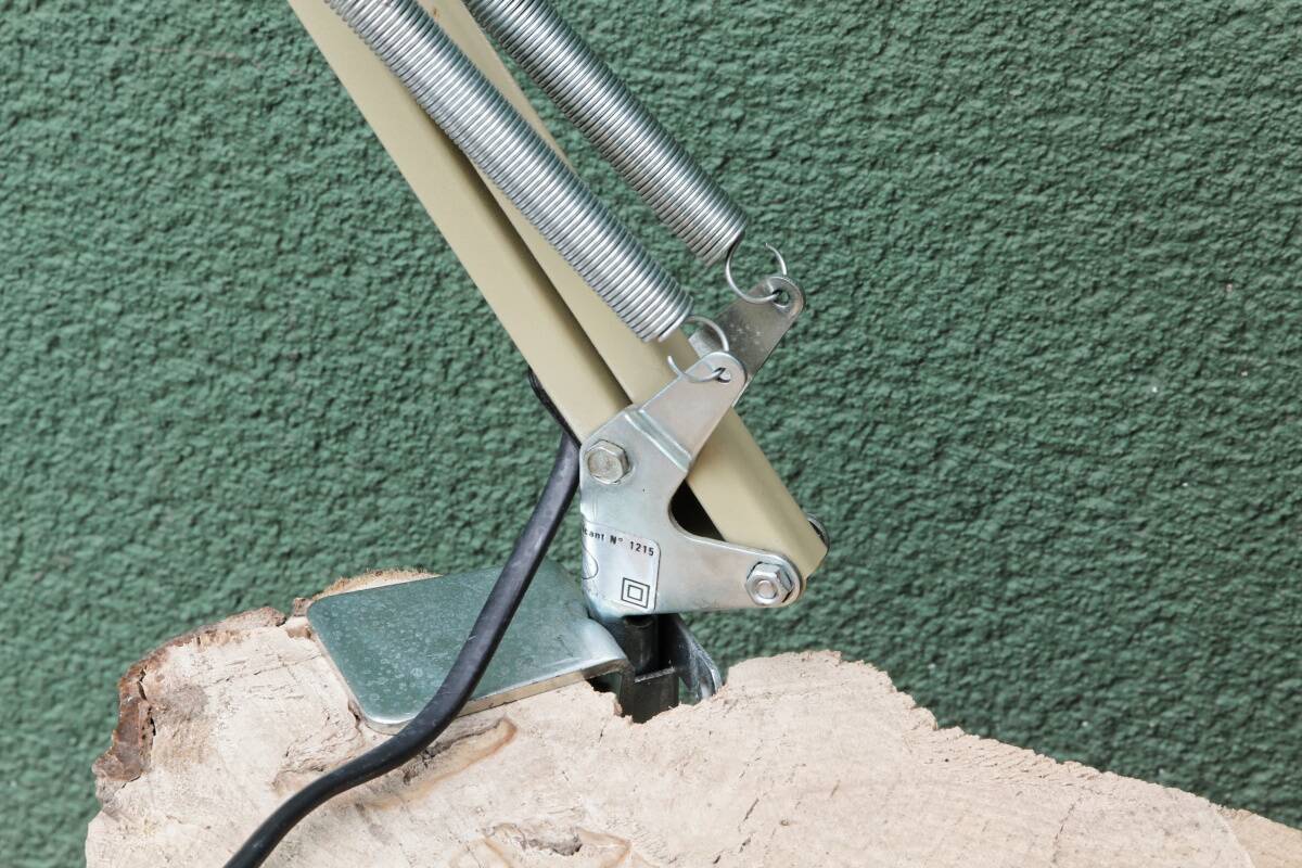 Aluminor architect lamp