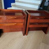 2 bedside tables