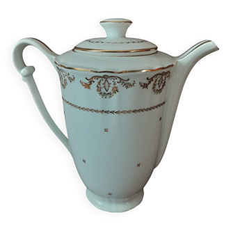 Luxury porcelain coffee pot from the National Company