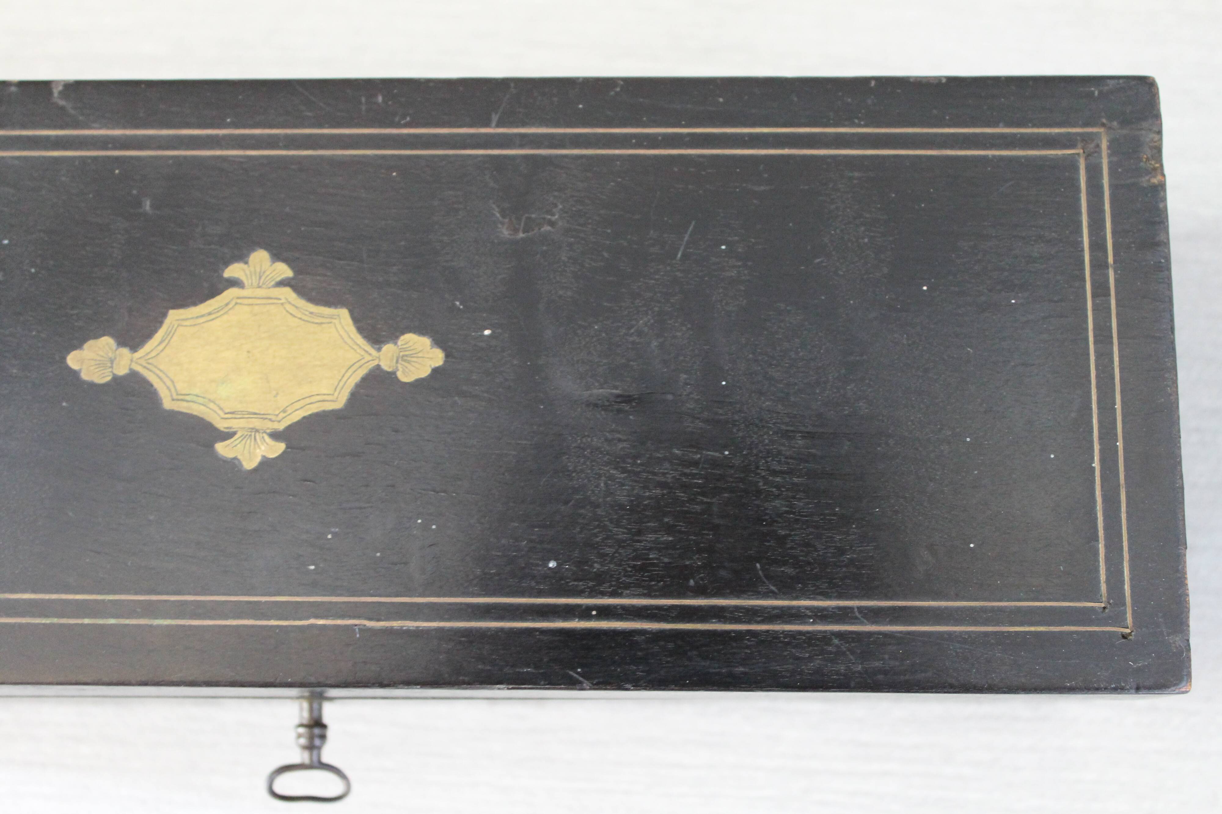 Napoleon III period glove box (circa 1880)