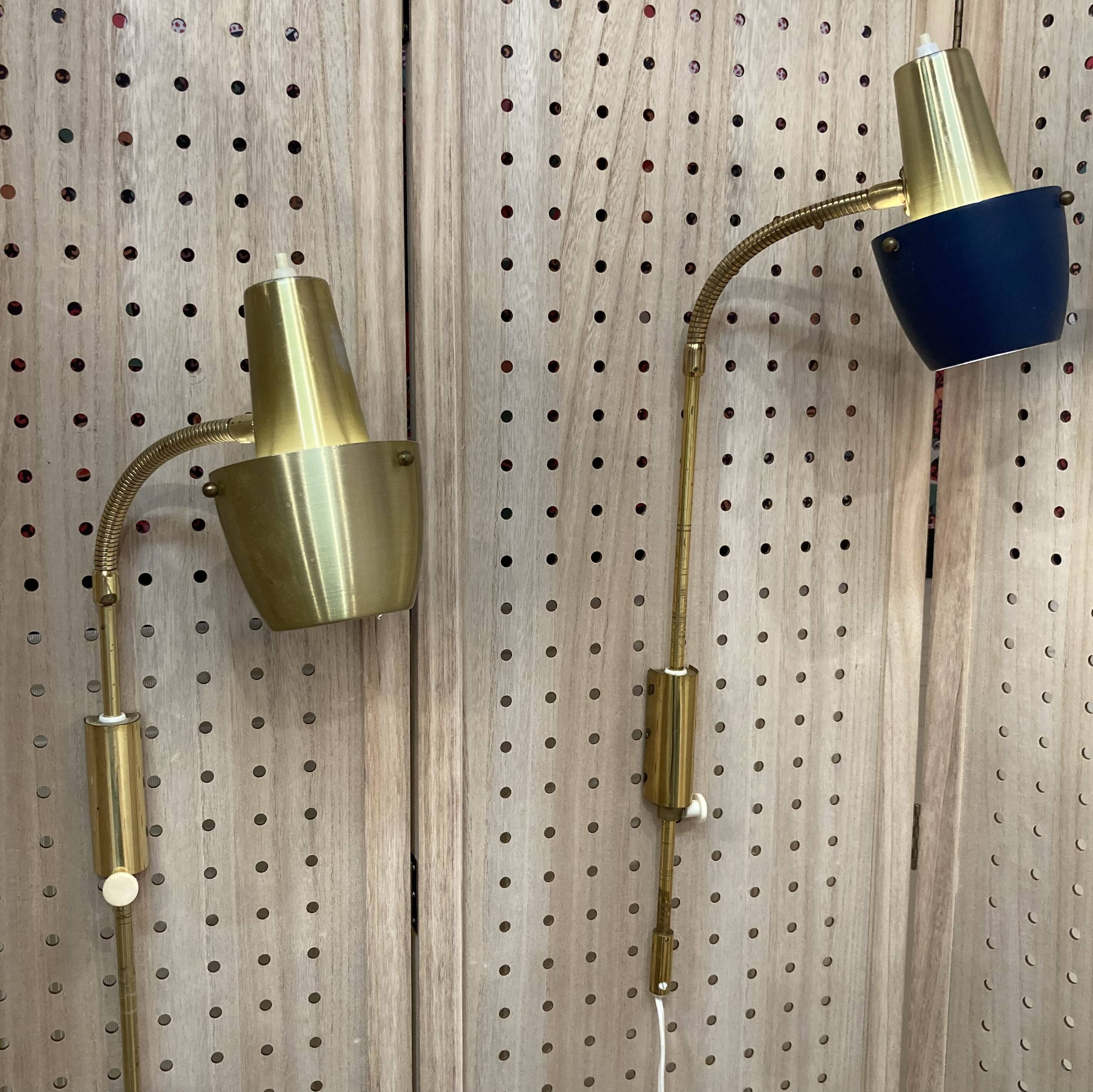 PAIRE D'APPLIQUES 1950 DESIGN SCANDINAVE.