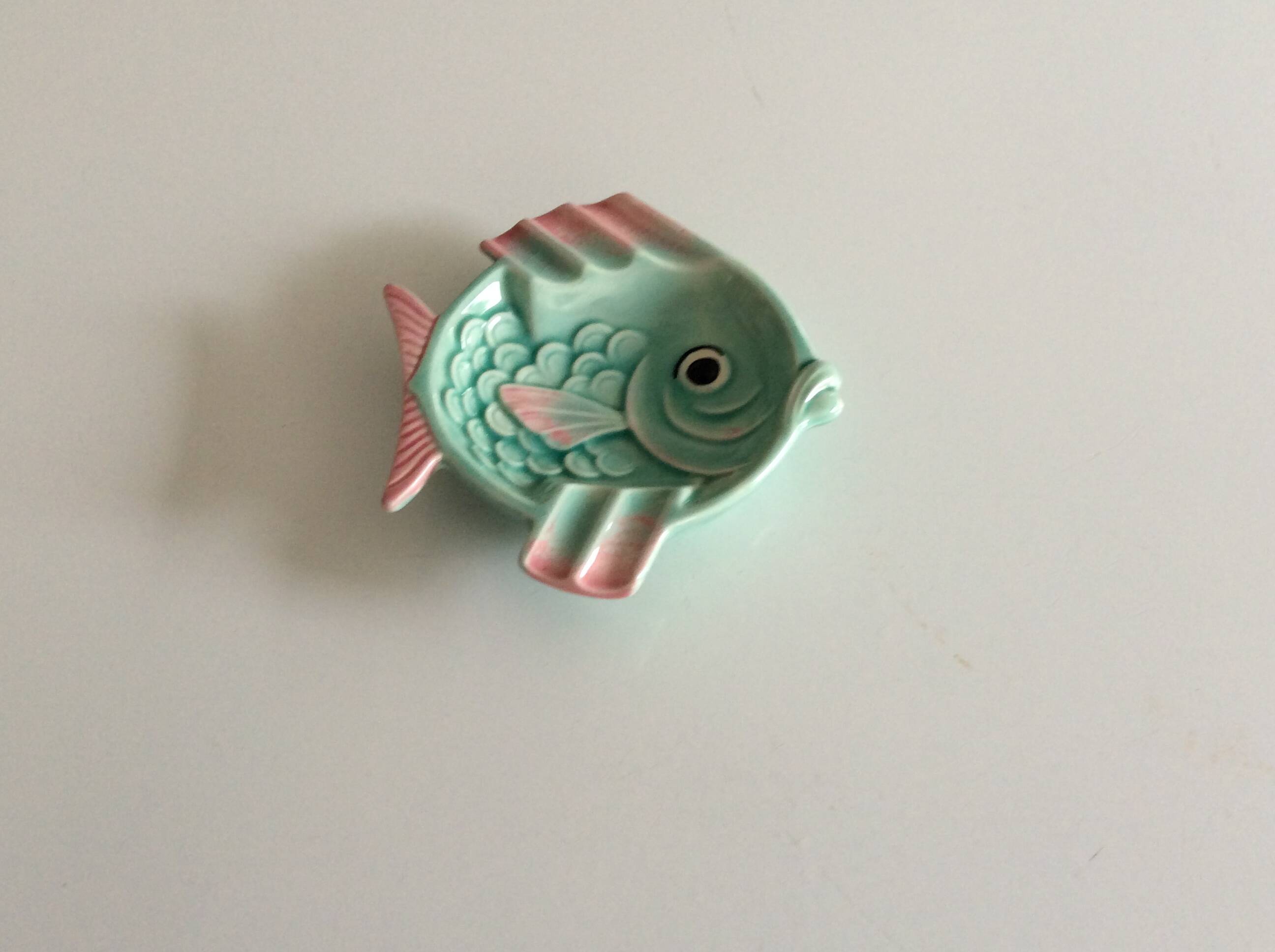 Fish ashtray