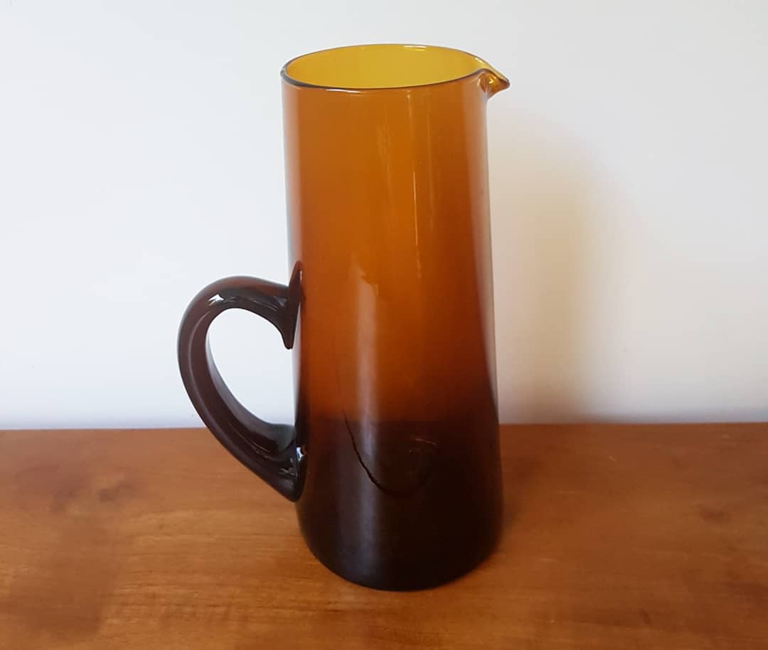 Carafe blown glass and its 8 glasses