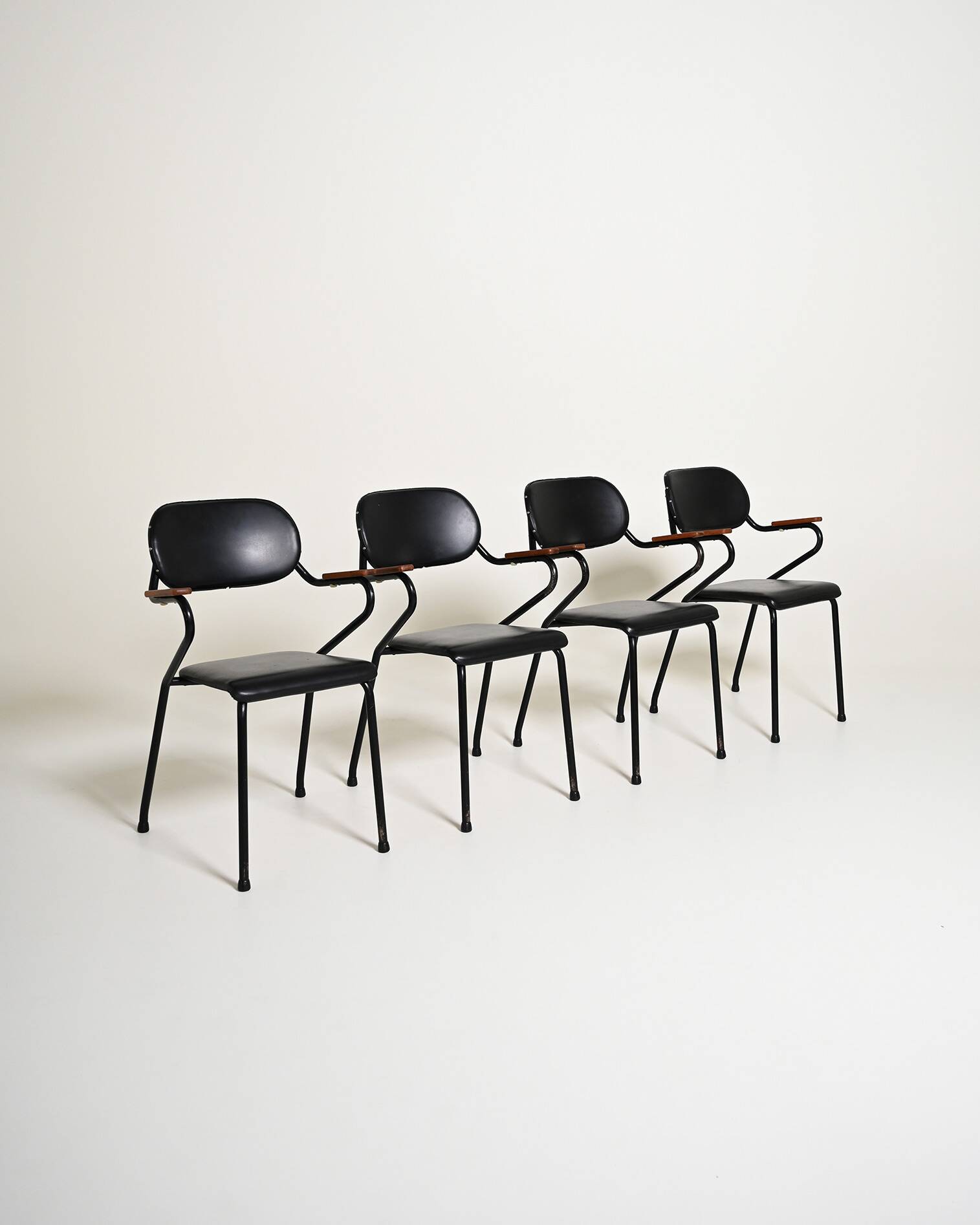 Ensemble de 4 chaises scandinaves, années 1950