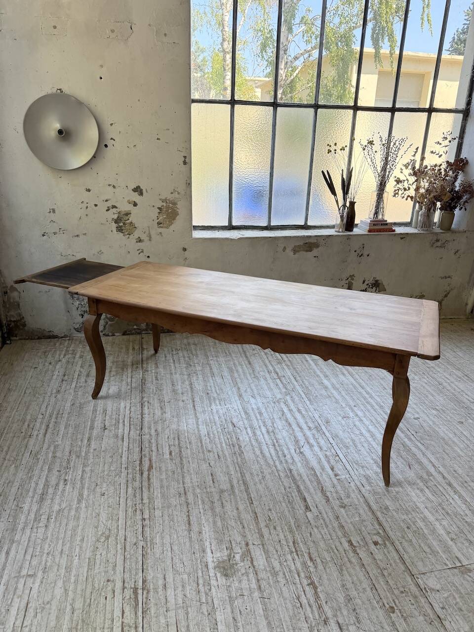 Table campagne provençale style Louis XV merisier