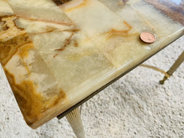 Table basse vintage en marbre et onyx circa 60/70
