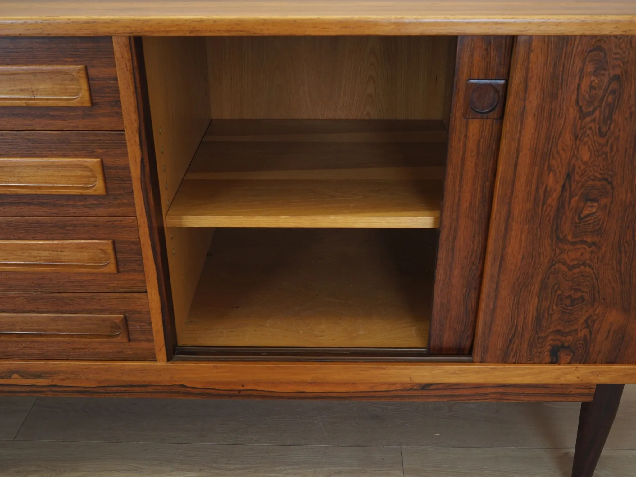 Rosewood sideboard, Danish design, Johannes Andersen, Uldum Rosewood sidebo