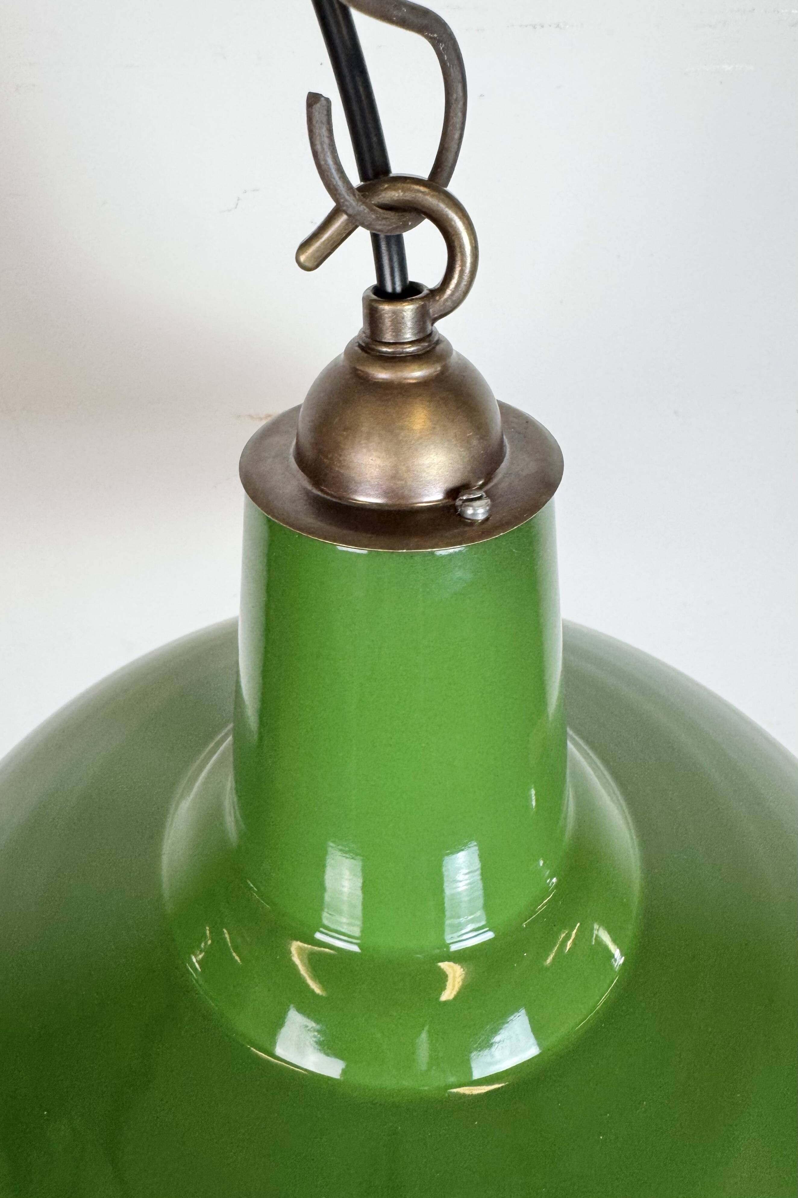 Suspension industrielle en émail vert de Jackson Electrical, années 1960