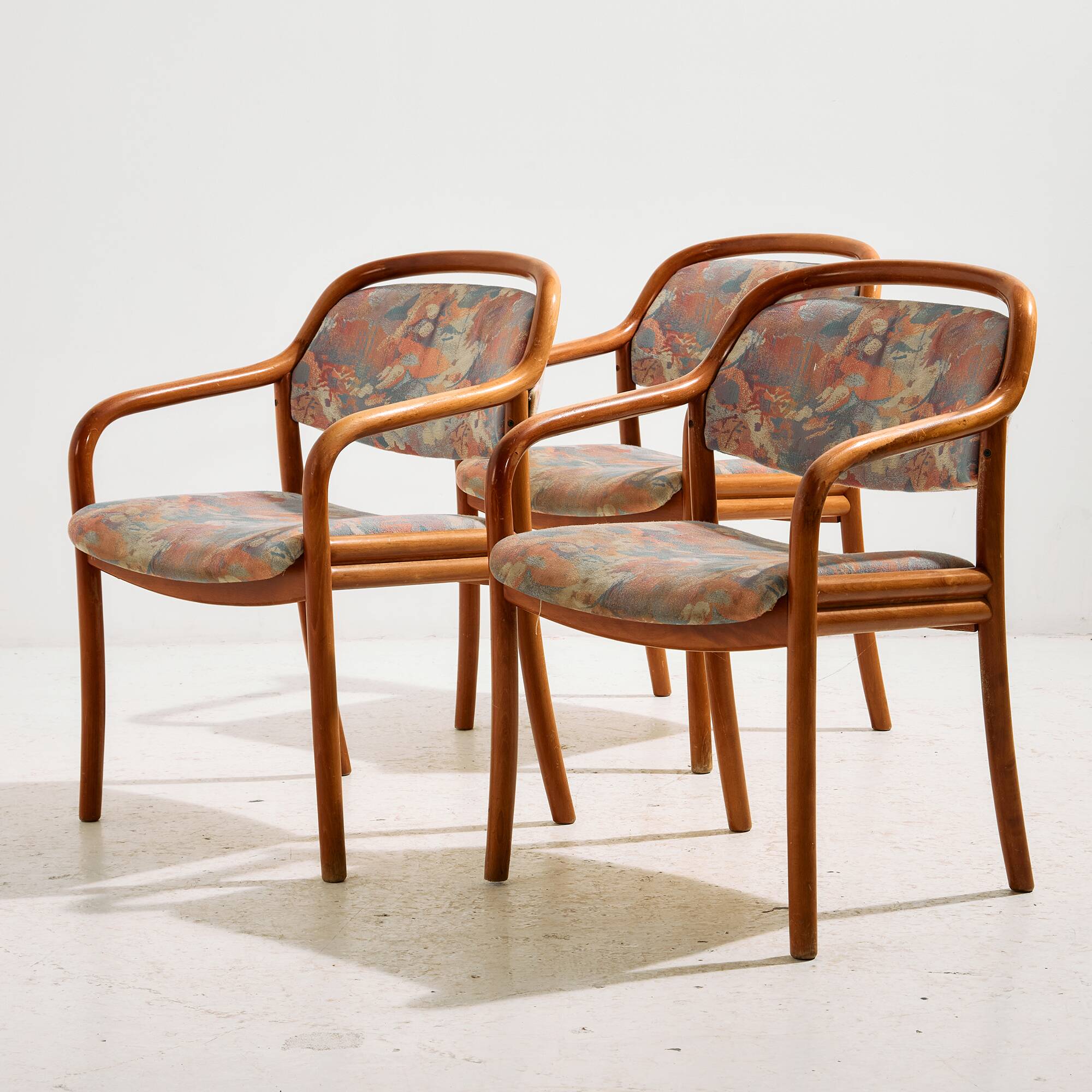 MK9799 Beech armchair