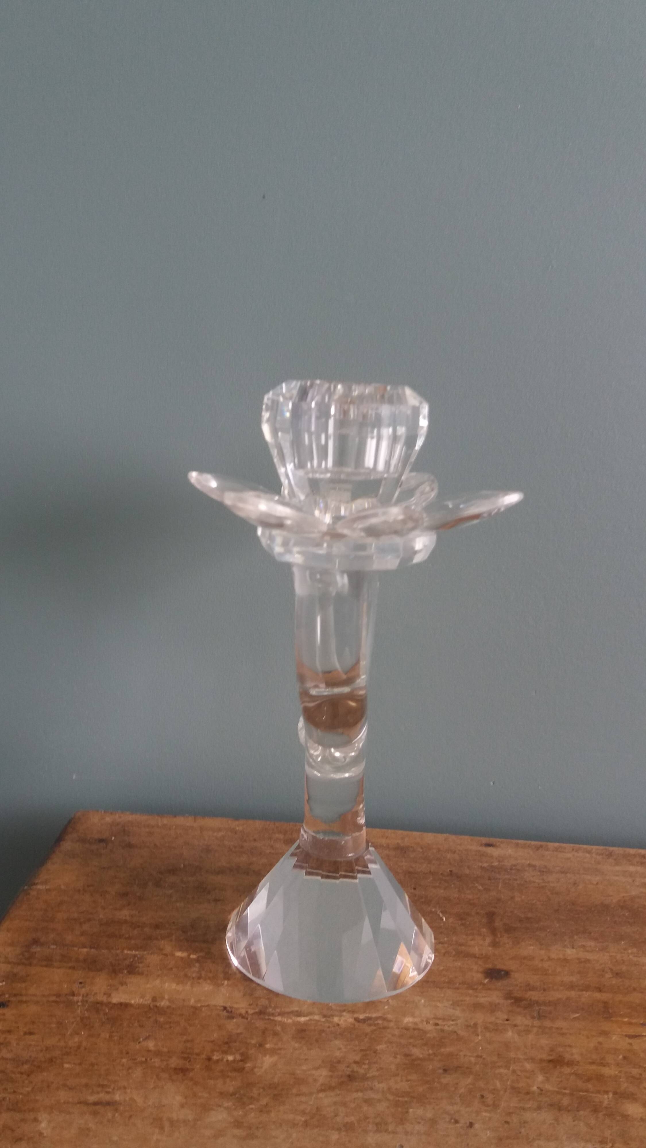 Chandelier candle holder flower in handcrafted cut crystal