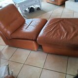 Heater and its vintage footrest rock bobois