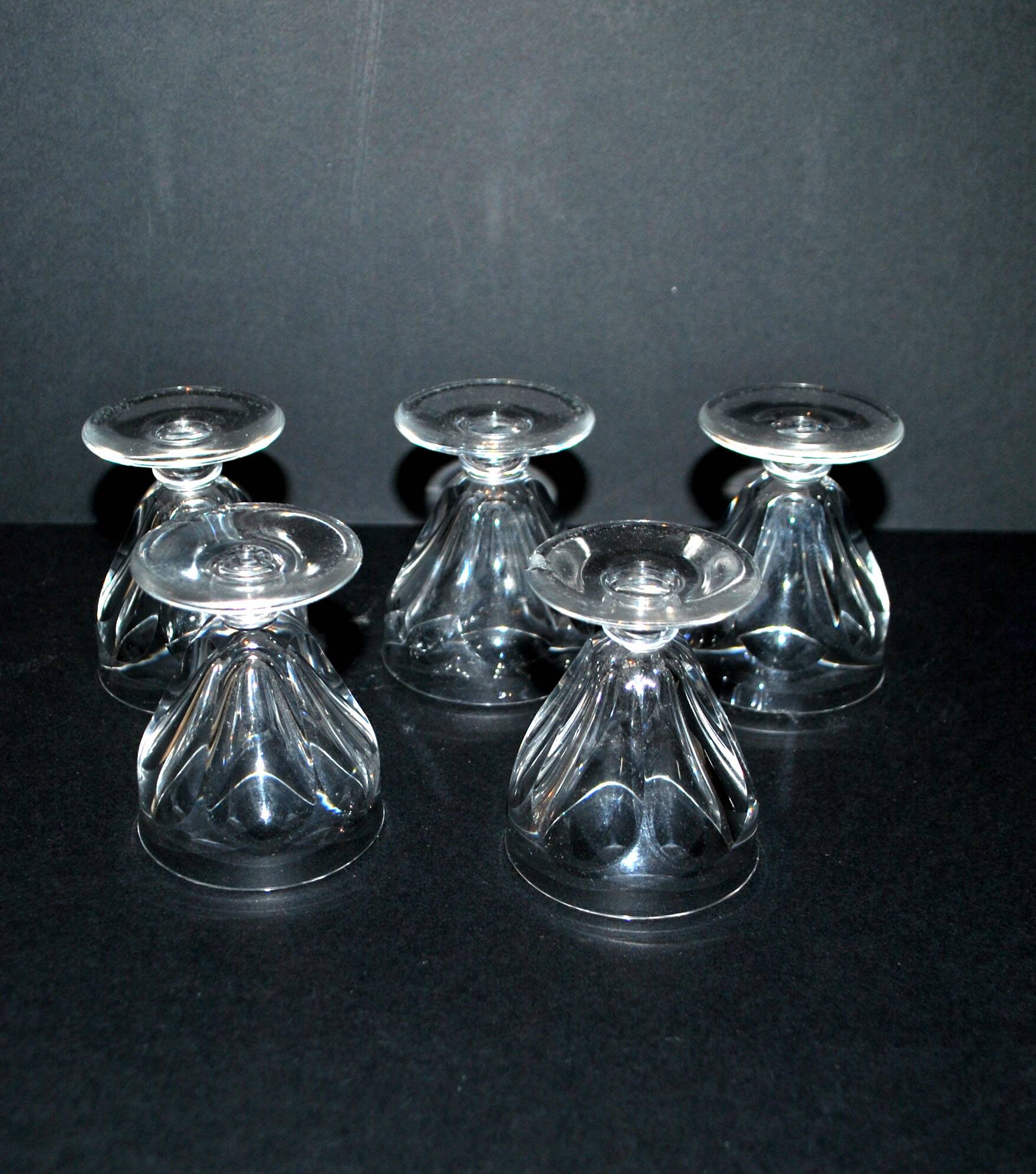 Set of 5 talleyrand liqueur glasses in baccarat crystal 6cm flat ribs harcourt