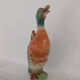Pichet à eau en barbotine années 60. Décor canard coloré. Non signé