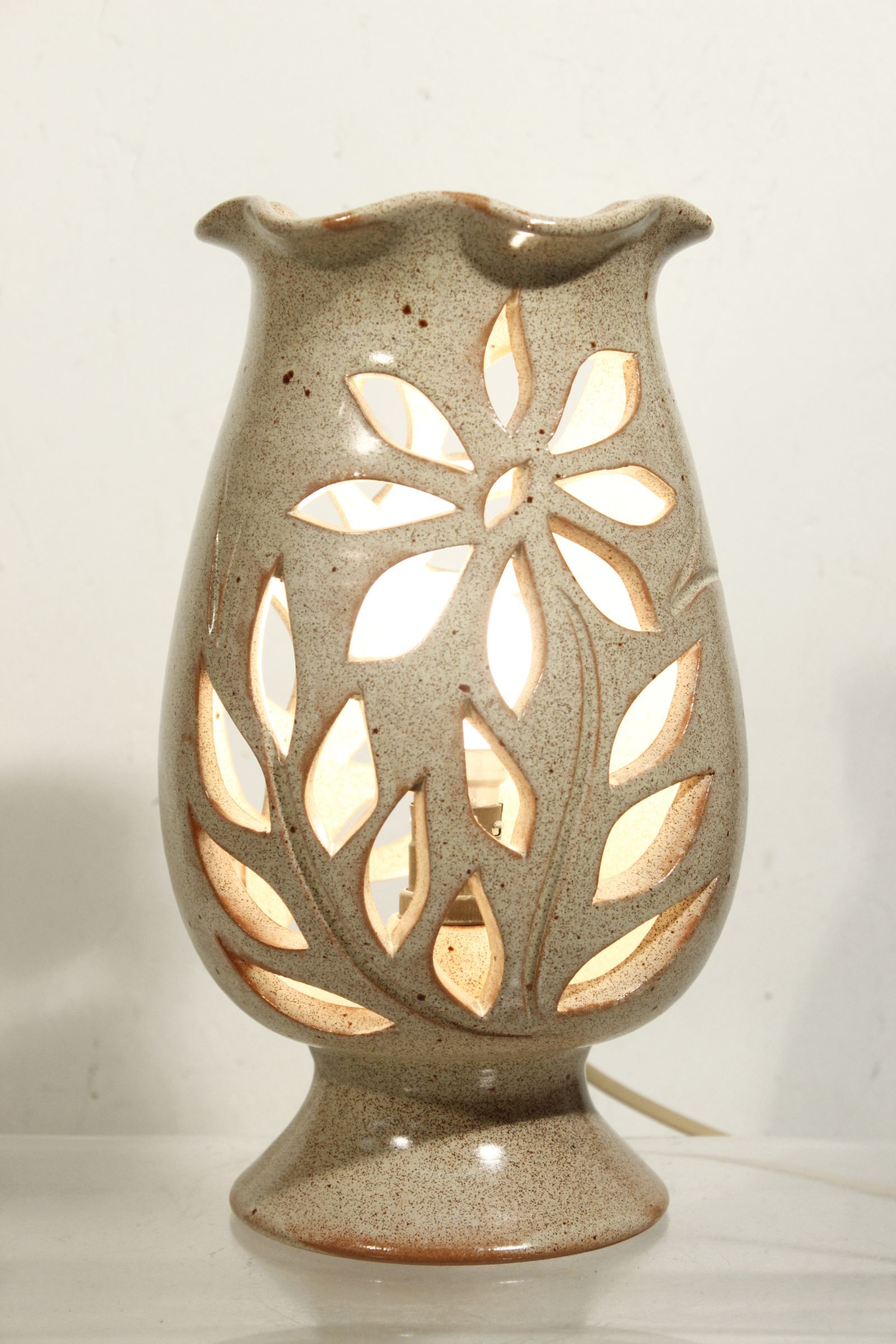 Vintage openwork ceramic floral night lamp, France 1960s
