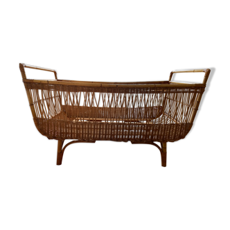 Wicker child bed