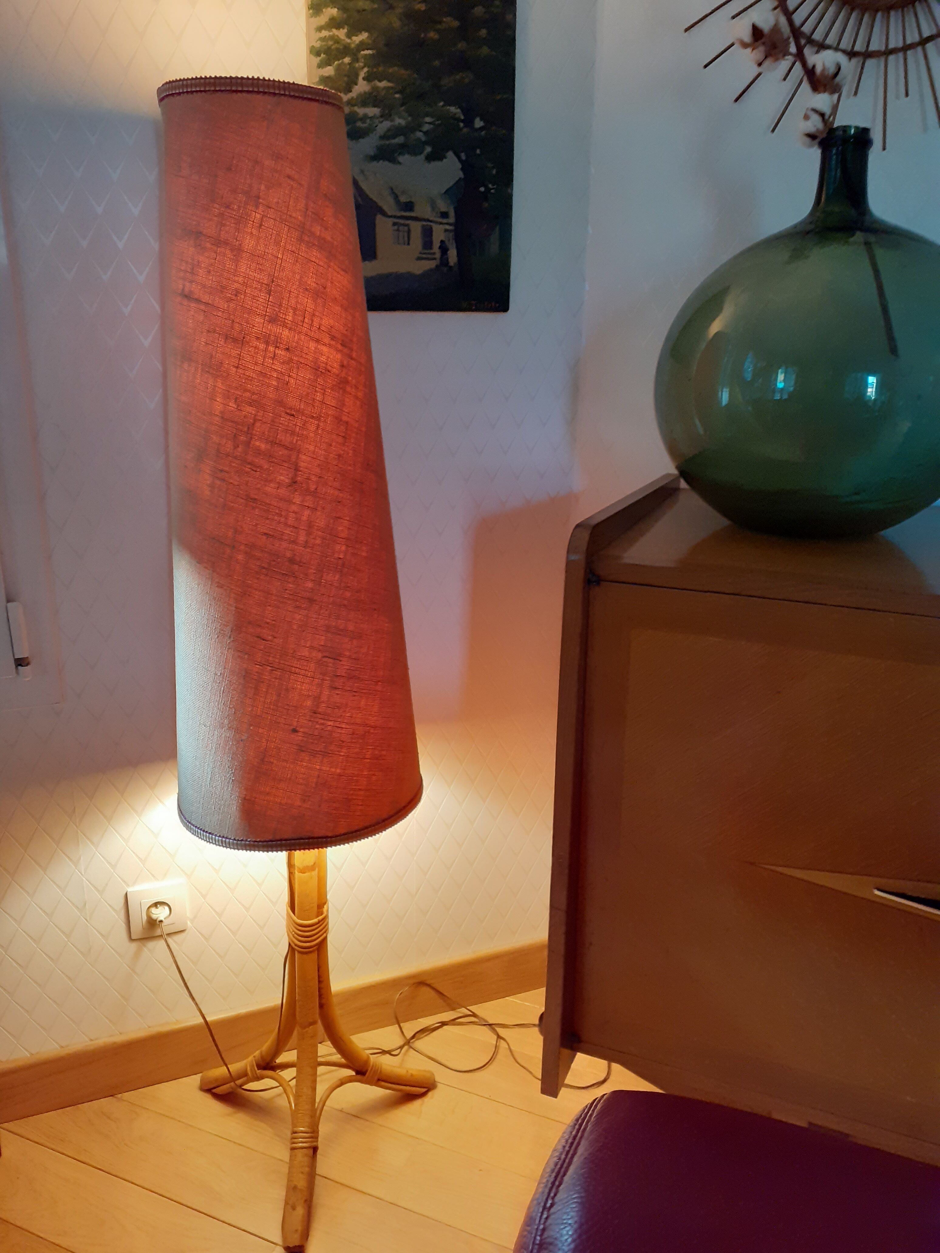 Lampadaire vintage pied en rotin