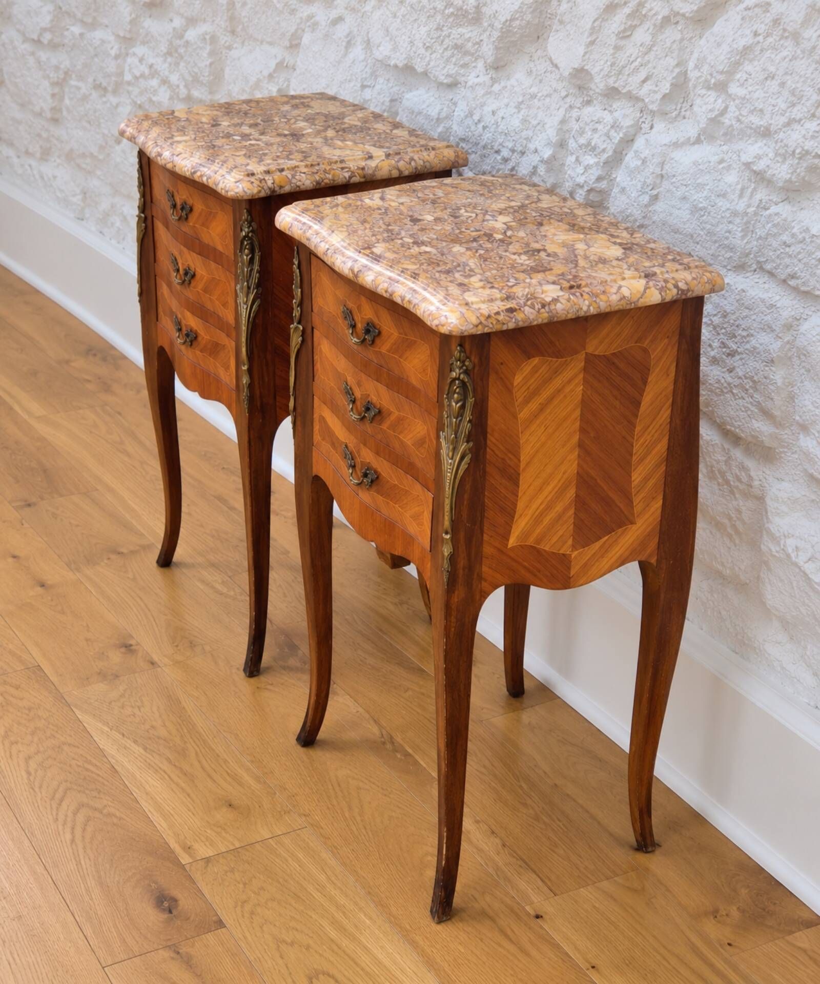 Pair of bedside tables in Louis XV style with 3 drawers, marquetry in rosewood.