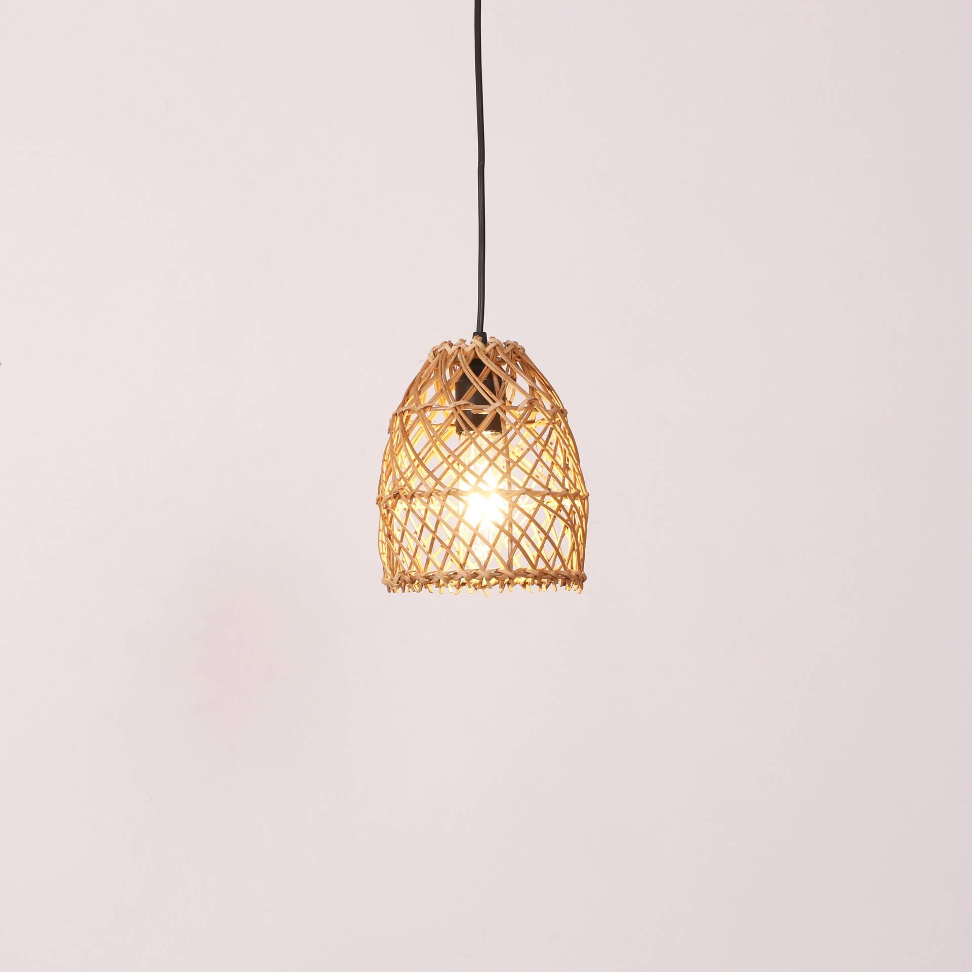 Woven rattan pendant light