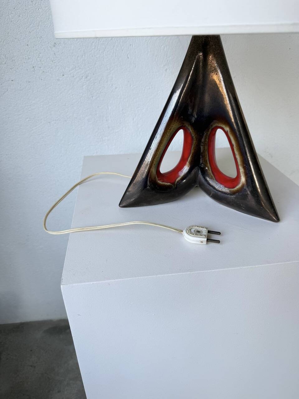 1950s ceramic table lamp, free form