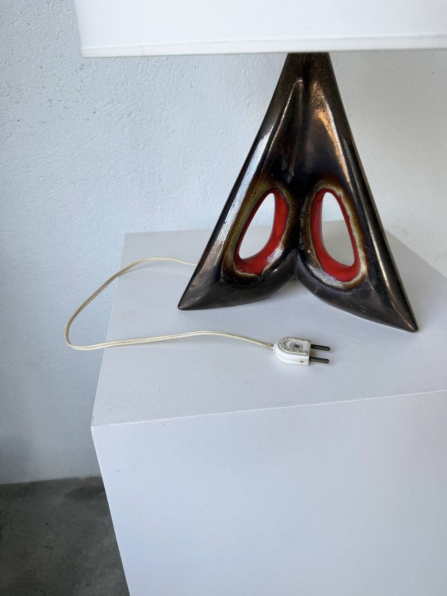 1950s ceramic table lamp, free form