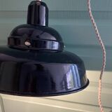 Enamelled sheet metal pendant light, fabric cable
