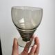7 verres à vin art déco en verre fumé années 30-40