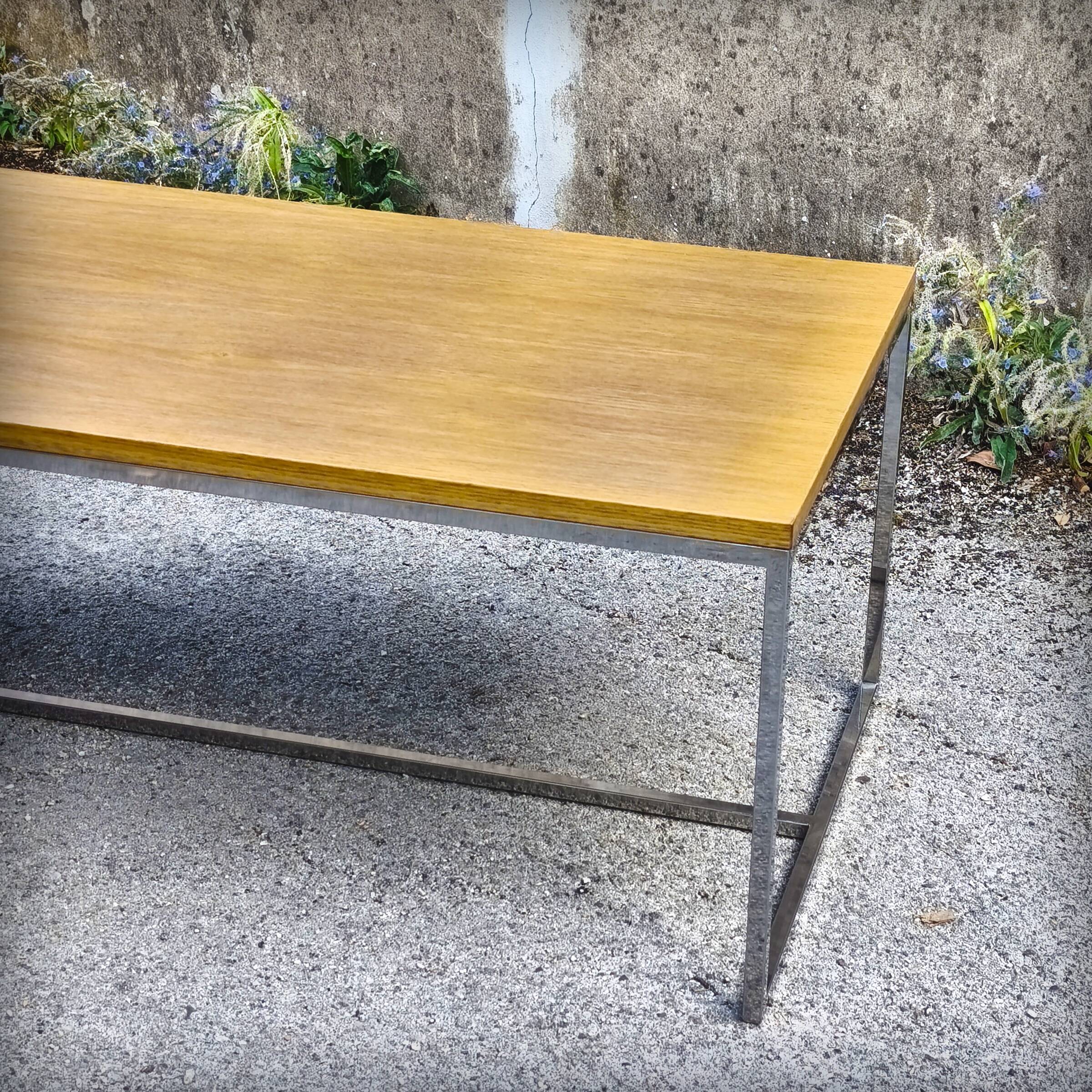 XXL coffee table in oak and chrome steel