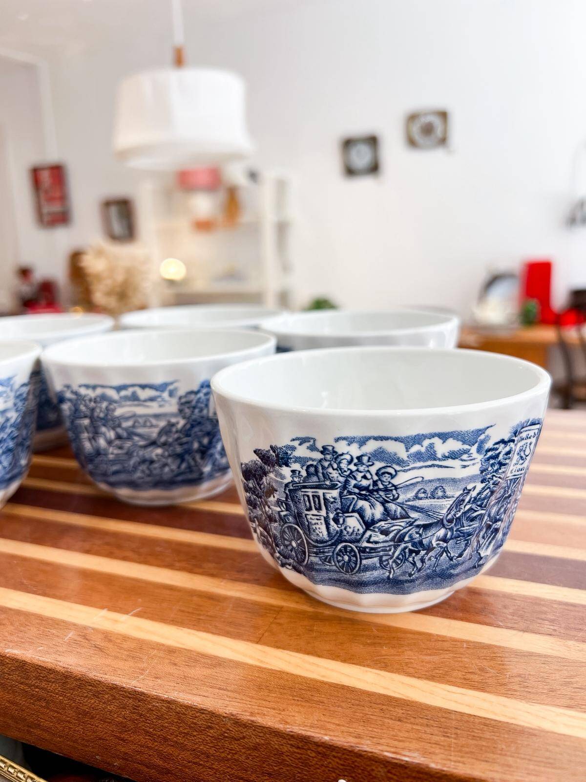 6 English porcelain bowls