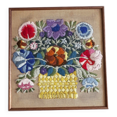 tableau fleurs brodées 1970