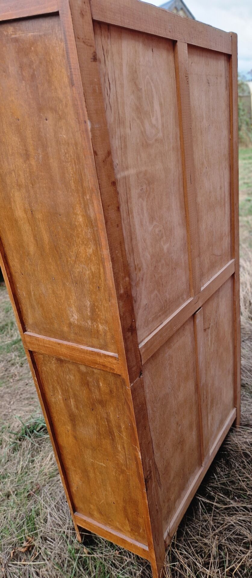 Armoire parisienne