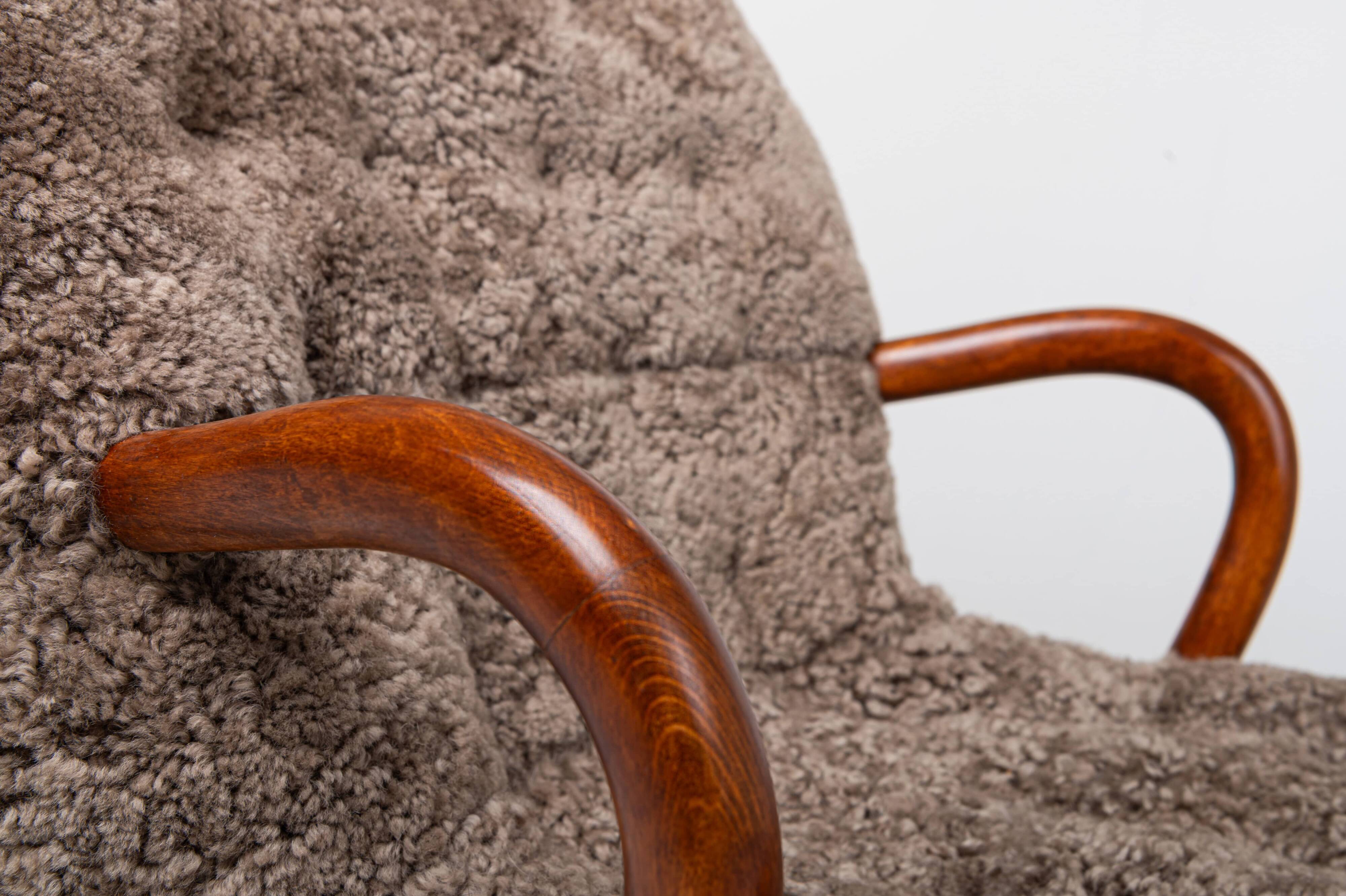 Rare pair of Clam chairs by Arnold Madsen for Madsen & Schubell, Denmark 1944