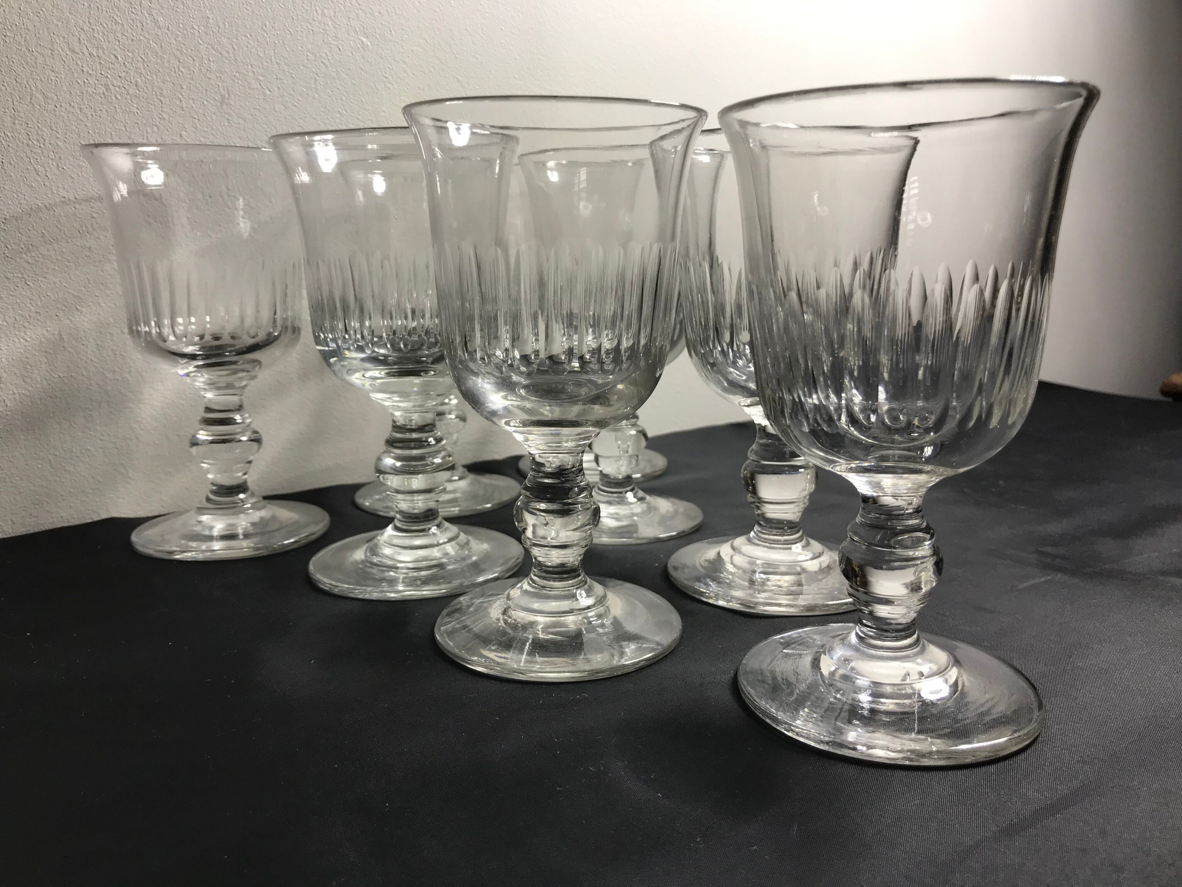 8 verres taillés Louis Philippe