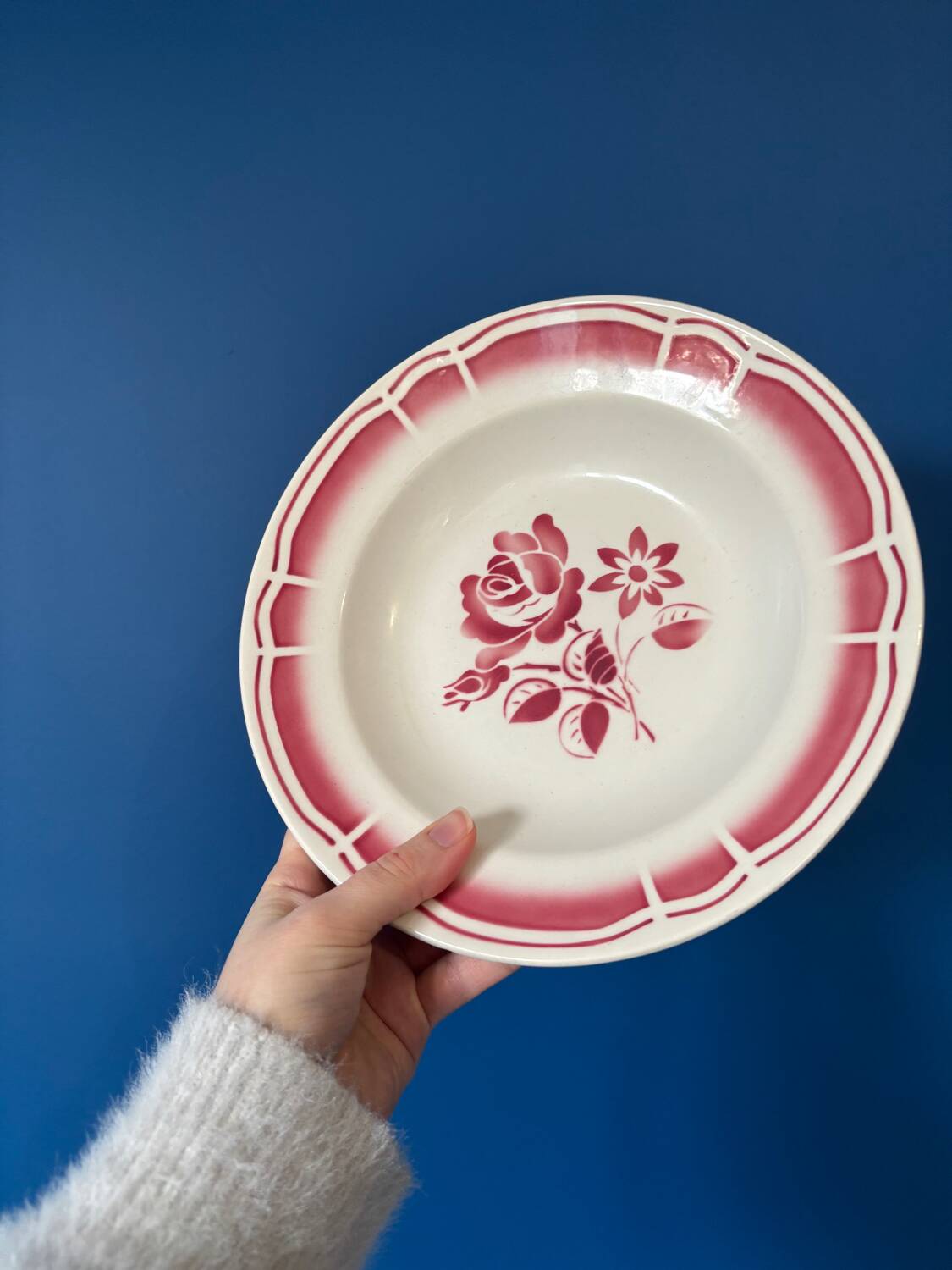 Set of 6 Badonviller red deep plates – Vintage bistro crockery