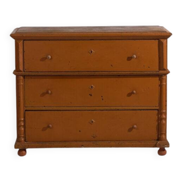 Antique chest of drawers with ochre patina (c.1920)