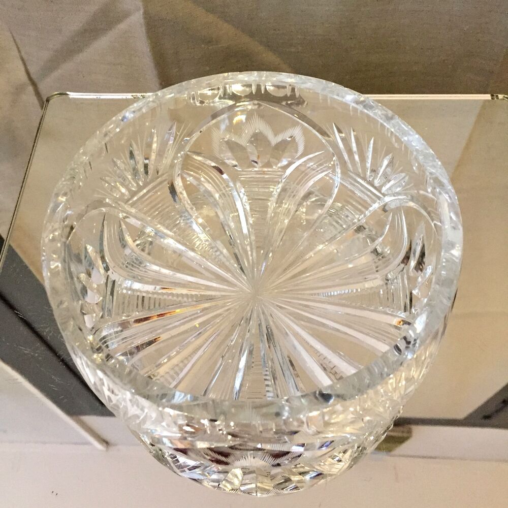 Small salad bowl or crystal pocket tray size