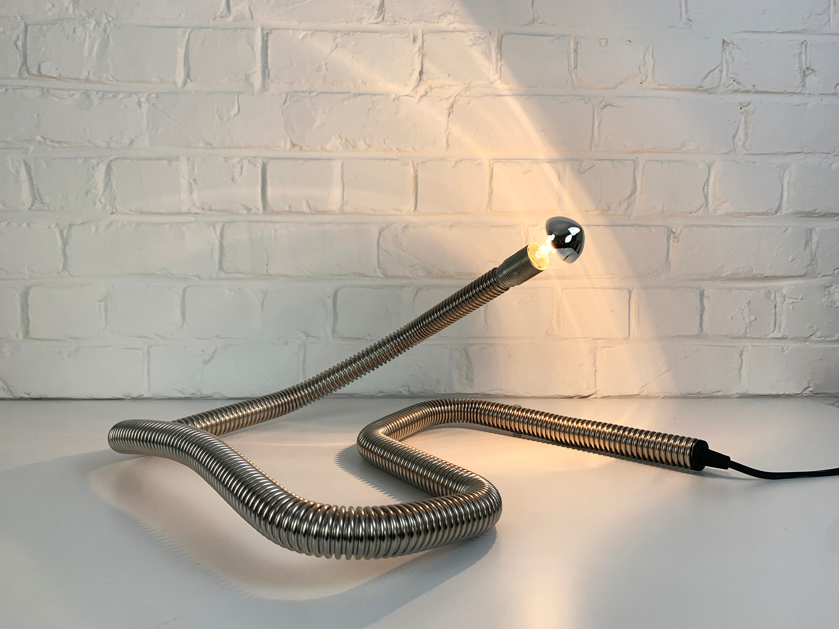 Table lamp snake minimalist flexible tube cobra chromed metal