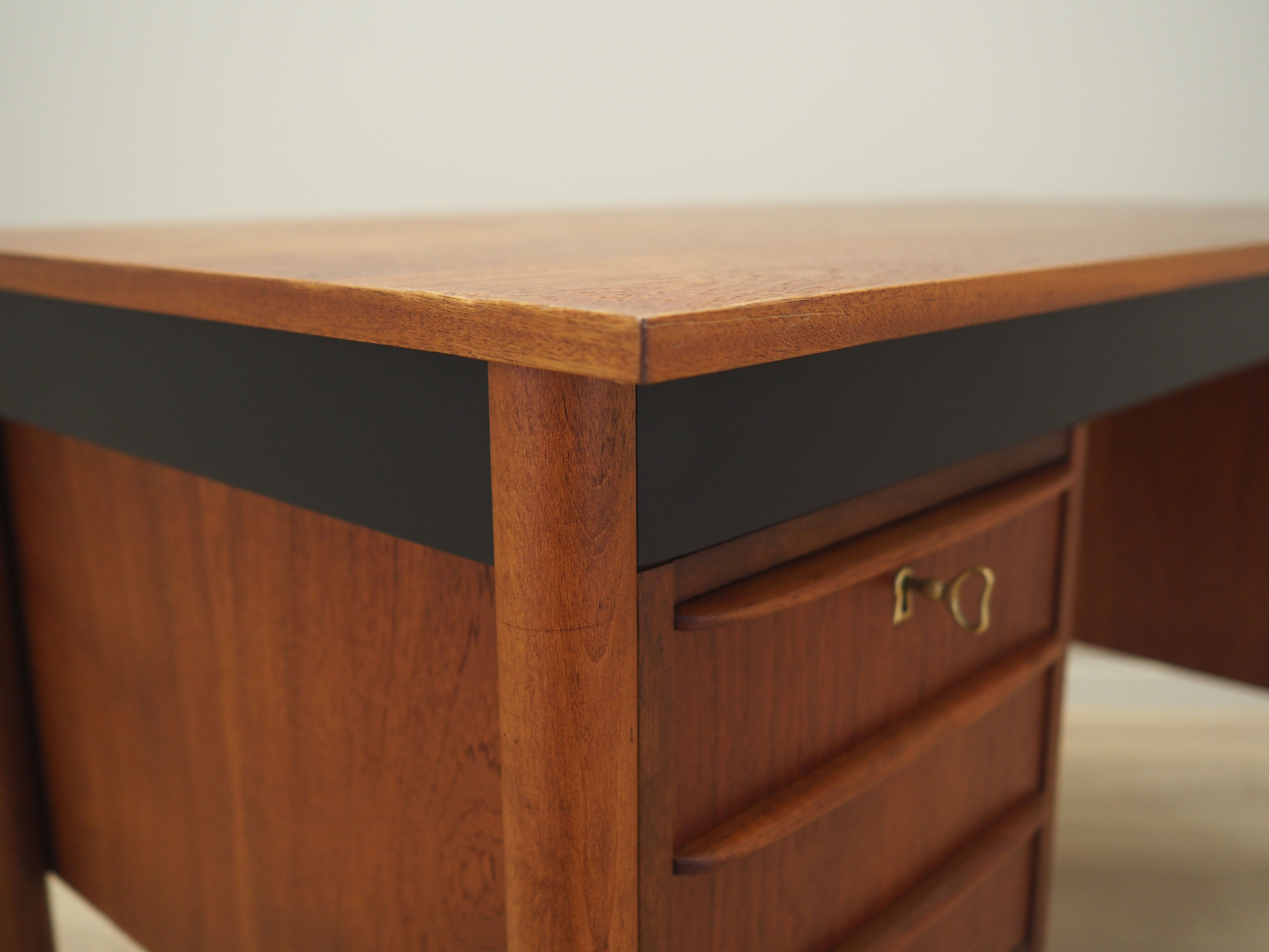 Desk teak, Danish design, 70's