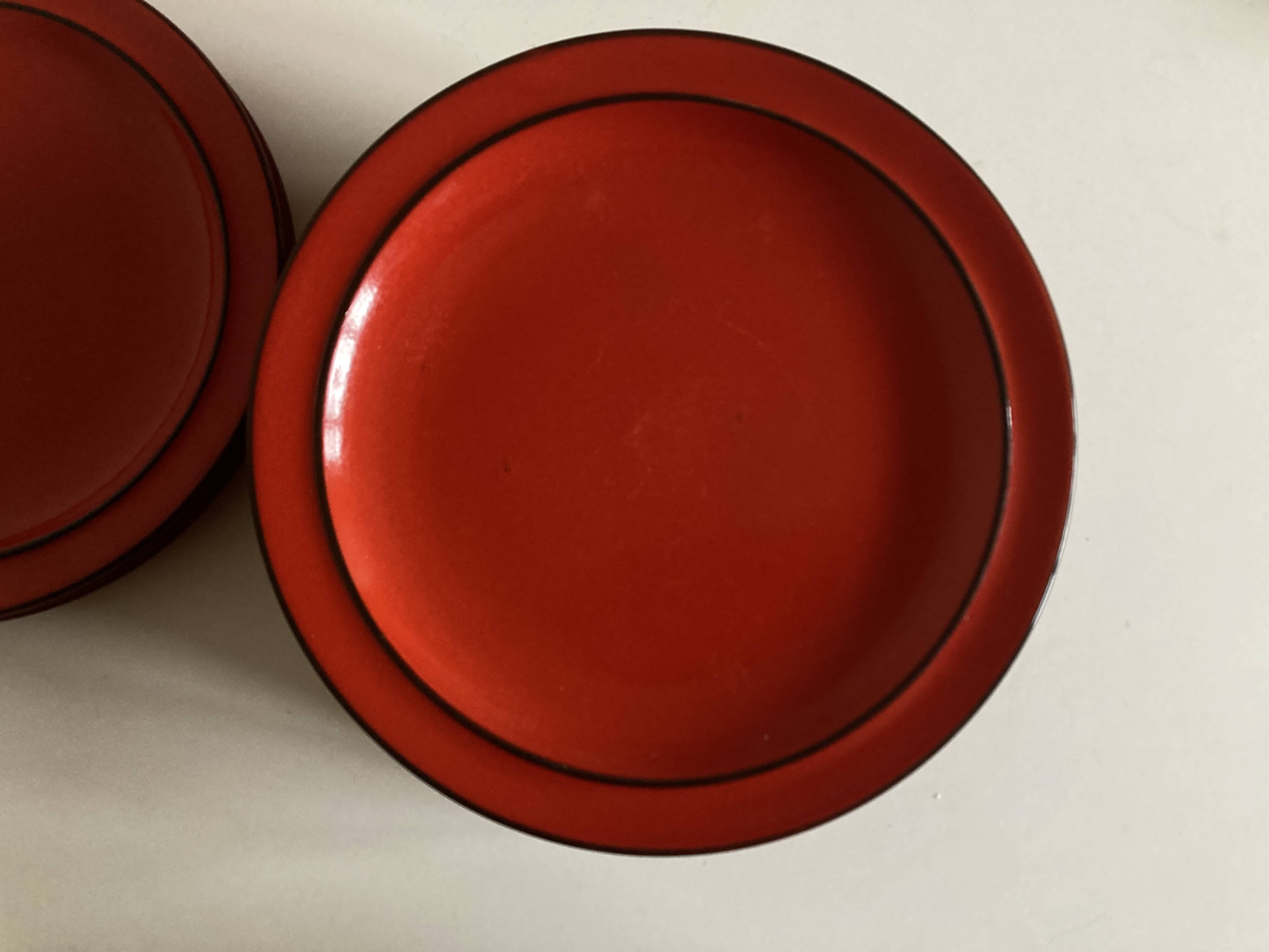 Set of 10 plates Hertha Bengtson Rosenthal 1970 in red stoneware.