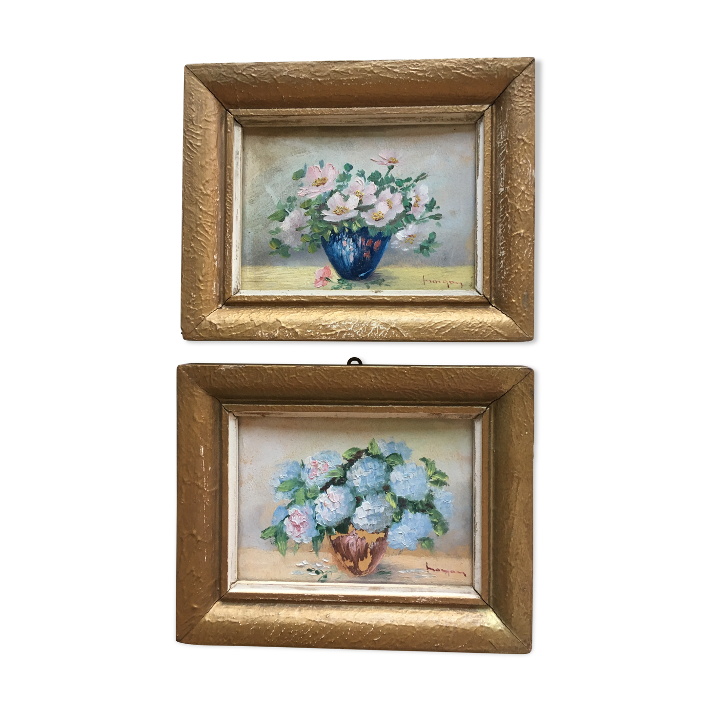 Set of 2 paintings bouquets of flowers with golden frame (signed Morgan)
